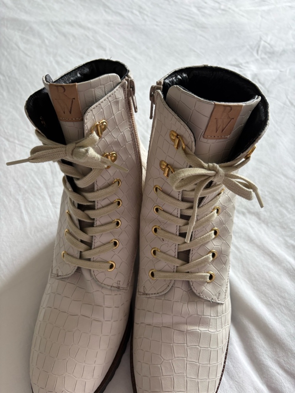 Lace Up Combat Boots Size 42 - Picture 10 of 12